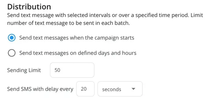 Distribution settings: send when the campaign starts or on defined days and hours, with a sending limit of 50 per batch and a 20 second delay.